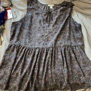 Floral sleeveless peplum top